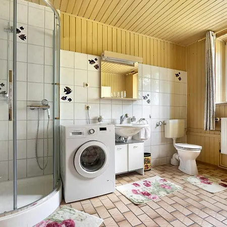 Grosszuegiges Mit Wald Holiday home *